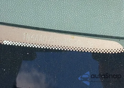 2004 Nissan Titan Xe/Se/Le from USA, damaged, VIN 1N6AA07B14N529438